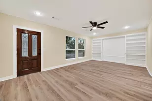 2725 Avenue F, Rosenberg, TX 77471 - Photo 5