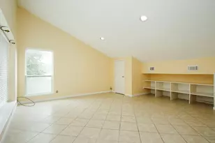 13802 Menasco Ct, Houston, TX 77077 - Photo 37