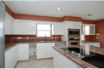13802 Menasco Court, Houston, TX 77077 - Photo 15