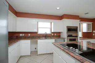 13802 Menasco Ct, Houston, TX 77077 - Photo 15