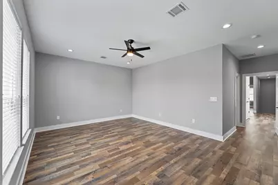 7704 Sealey Street, Houston, TX 77088 - Photo 11