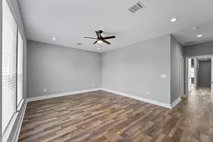 7704 Sealey St, Houston, TX 77088 - Photo 11