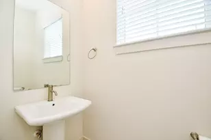 9444 Kerrwood Ln, Houston, TX 77080 - Photo 9