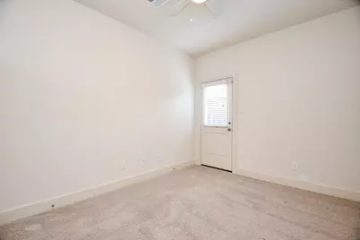 9444 Kerrwood Lane, Houston, TX 77080 - Photo 17