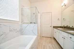 9444 Kerrwood Ln, Houston, TX 77080 - Photo 13