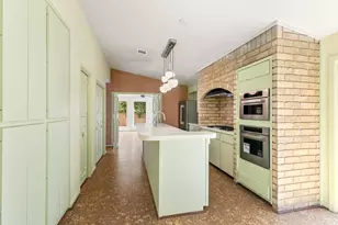 2619 Briarpark Dr, Houston, TX 77042 - Photo 13