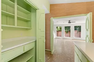 2619 Briarpark Dr, Houston, TX 77042 - Photo 19