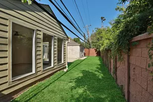 2619 Briarpark Dr, Houston, TX 77042 - Photo 33