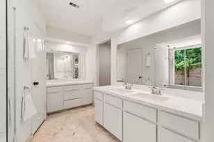 2619 Briarpark Dr, Houston, TX 77042 - Photo 25