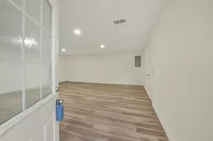 23122 Whispering Willow Dr, Spring, TX 77373 - Photo 9