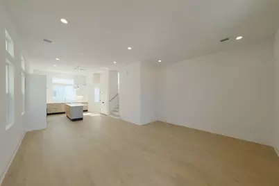 303 Marcella Street #P, Houston, TX 77091 - Photo 9