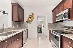 4506 Plum Creek Forest Ln, Houston, TX 77087 - Photo 17