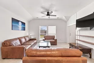 4506 Plum Creek Forest Ln, Houston, TX 77087 - Photo 7