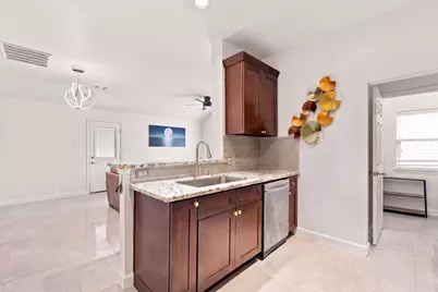 4506 Plum Creek Forest Lane, Houston, TX 77087 - Photo 13