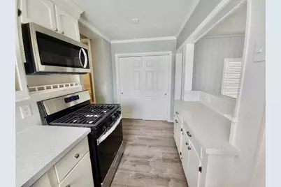702 Narcissus Road, Clear Lake Shores, TX 77565 - Photo 9