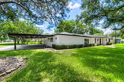 205 Morningside Drive, Friendswood, TX 77546 - Photo 3