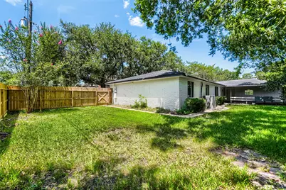 205 Morningside Drive, Friendswood, TX 77546 - Photo 27