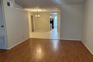 2121 Hepburn St, Houston, TX 77054 - Photo 5
