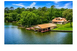 56 Magnolia Dr, Huntsville, TX 77340 - Photo 1