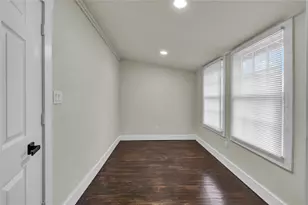 1127 W 4th St, Freeport, TX 77541 - Photo 21