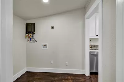 1127 W 4th Street, Freeport, TX 77541 - Photo 23