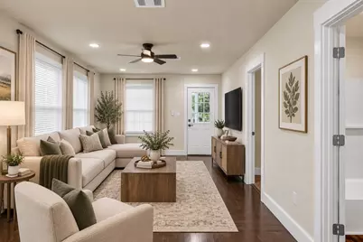 1127 W 4th Street, Freeport, TX 77541 - Photo 7