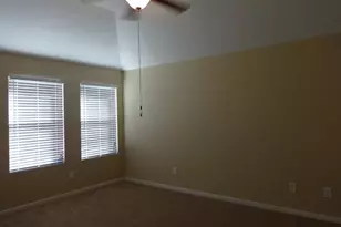 11110 Vanilla Circle Court, Houston, TX 77044 - Photo 9