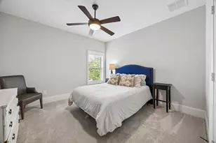 1360 Chippendale Rd, Houston, TX 77018 - Photo 23