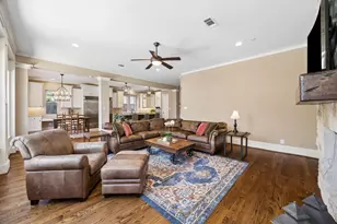 1360 Chippendale Rd, Houston, TX 77018 - Photo 15