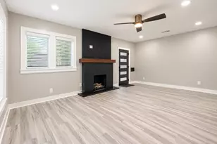 3020 Arbor St, Houston, TX 77004 - Photo 3