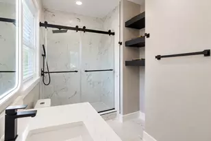 3020 Arbor St, Houston, TX 77004 - Photo 9