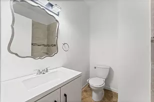 7294 Regency Square Ct, Houston, TX 77036 - Photo 13