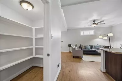 611 E 20th Street #B, Houston, TX 77008 - Photo 9