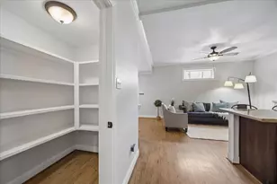 611 E 20th St, Houston, TX 77008 - Photo 9