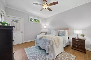 611 E 20th St, Houston, TX 77008 - Photo 11