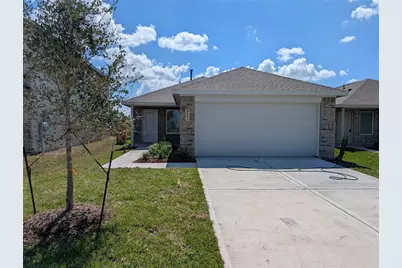 2923 Summer Breeze Way, Angleton, TX 77515 - Photo 1