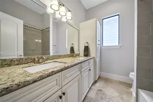 5806 Petty St, Houston, TX 77007 - Photo 25