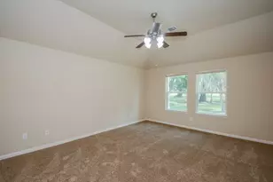 2205 Lake Forrest Dr, West Columbia, TX 77486 - Photo 23