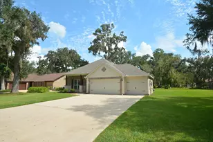 2205 Lake Forrest Dr, West Columbia, TX 77486 - Photo 5