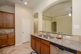 2205 Lake Forrest Dr, West Columbia, TX 77486 - Photo 13