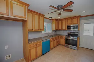 710 6th St, San Leon, TX 77539 - Photo 15