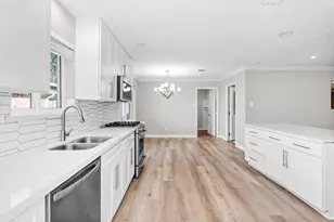 9723 Moorberry Ln, Houston, TX 77080 - Photo 11