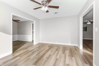 9723 Moorberry Lane, Houston, TX 77080 - Photo 23