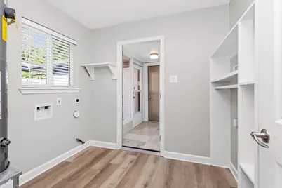 9723 Moorberry Lane, Houston, TX 77080 - Photo 13