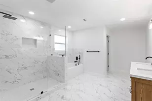 5425 Jeffrey St, Dickinson, TX 77539 - Photo 19