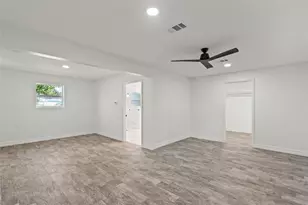 5425 Jeffrey St, Dickinson, TX 77539 - Photo 15