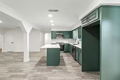 5425 Jeffrey Street, Dickinson, TX 77539 - Photo 11