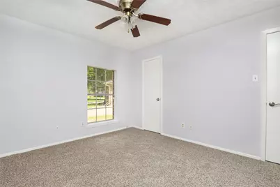 2703 Heritage Colony Drive, Webster, TX 77598 - Photo 23