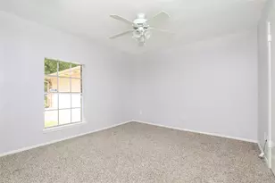 2703 Heritage Colony Dr, Webster, TX 77598 - Photo 29