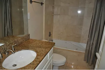 800 Post Oak Boulevard #18, Houston, TX 77056 - Photo 5